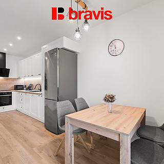 Prodej bytu 2+kk 66 m² Milešovice