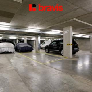 Pronájem parkovacího místa 13 m² Brno Trnitá, Spálená