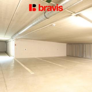 Pronájem garáže 12 m² Brno Maloměřice, Selská