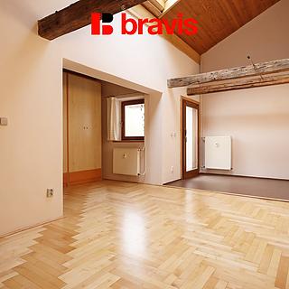 Pronájem bytu 2+1 70 m² Slavkov u Brna, Čelakovského