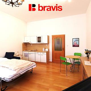 Pronájem bytu 1+kk a garsoniéry 37 m² Brno Veveří, Grohova