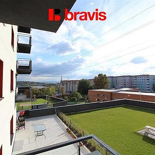 Pronájem bytu 1+kk a garsoniéry 28 m² Brno Líšeň, Houbalova