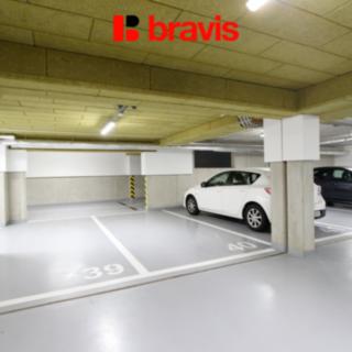 Pronájem parkovacího místa 13 m² Brno Židenice, Táborská