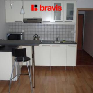 Pronájem bytu 1+kk a garsoniéry 30 m² Brno Komárov, bratří Žůrků