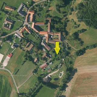 Prodej stavební parcely 1074 m² Tálín