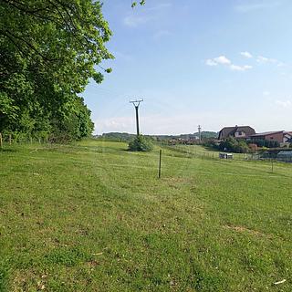 Prodej stavební parcely 1251 m² Adamov