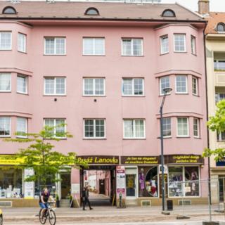 Pronájem kanceláře 12 m² České Budějovice 6, Lannova tř.