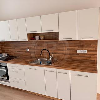 Pronájem bytu 3+1 90 m² České Budějovice
