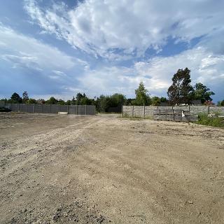 Pronájem komerčního pozemku 1 200 m² Roudné, Roudenská