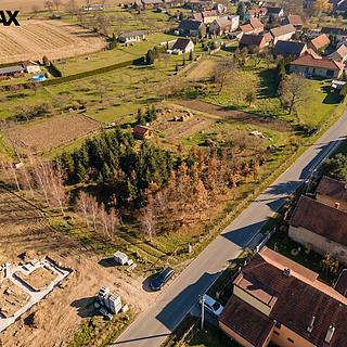 Prodej stavební parcely 3 955 m²