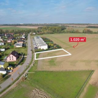 Prodej stavební parcely 1020 m² Horoušany
