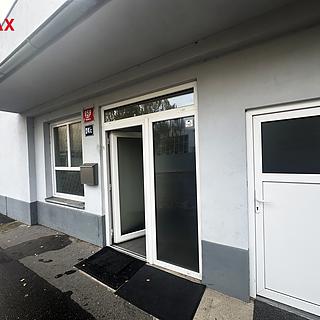 Pronájem výrobního objektu 415 m² Praha Kbely, Toužimská