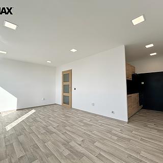 Pronájem bytu 1+1 31 m² Nymburk, Jasmínová