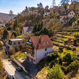 Prodej rodinného domu 300 m² Měchenice, Hlavní