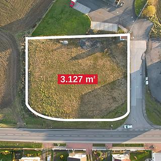 Prodej komerčního pozemku 3 127 m² Bernartice