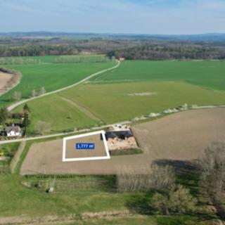 Prodej stavební parcely 1 777 m² Varvažov