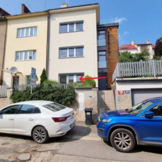 Pronájem bytu 1+1 45 m² Praha