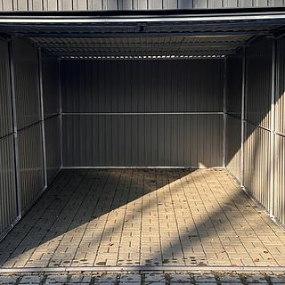 Pronájem garáže 18 m² Milovice, Rakouská