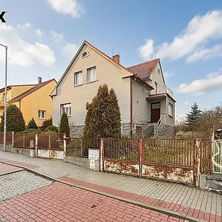 Prodej rodinného domu 220 m&sup2; Milevsko