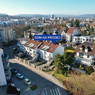 Prodej rodinného domu 320 m&sup2; Praha