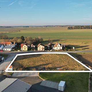Prodej komerčního pozemku 3 127 m² Bernartice