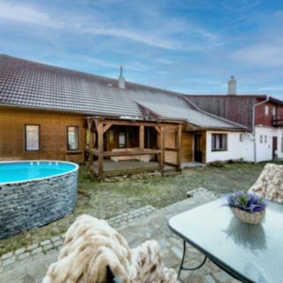 Prodej rodinného domu, 193m²