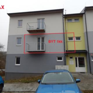 Pronájem bytu 1+kk a garsoniéry 26 m² Rakovník II, Šamotka