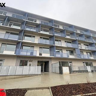 Pronájem bytu 2+kk 71 m&sup2; Velvary