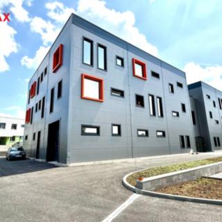 Pronájem kanceláře 302 m² Slaný