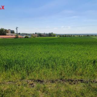 Prodej komerčního pozemku 1329 m² Slaný