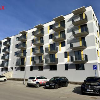 Pronájem bytu 1+kk, garsoniery 31 m² Kladno