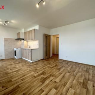 Pronájem bytu 1+kk a garsoniéry 39 m² Kladno Kročehlavy, Benešovská