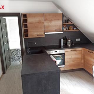 Pronájem bytu 1+1, 41m²