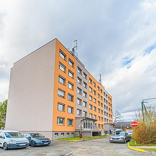 Prodej bytu 2+kk 43 m² Odolena Voda, Dolní náměstí