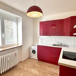 Pronájem bytu 1+1 32 m² Kladno