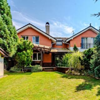 Prodej rodinného domu 199 m² Bašť