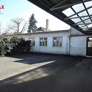 Pronájem výrobního objektu 400 m² Hostivice, Školská