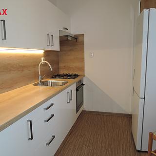 Pronájem bytu 2+1 49 m² Kladno, Brjanská