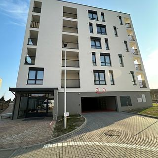 Pronájem parkovacího místa 15 m² Praha Ruzyně, Stočesova
