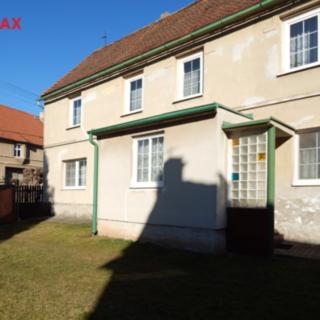 Prodej rodinného domu 200 m² Hořesedly