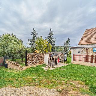 Prodej rodinného domu 199 m&sup2; Vraný