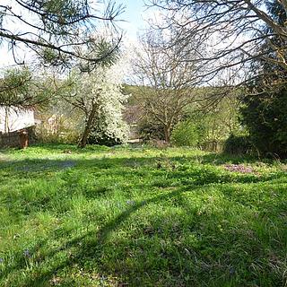 Prodej stavební parcely 892 m&sup2; Hradečno