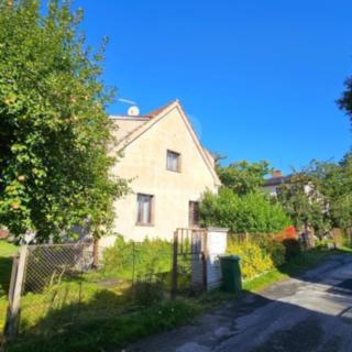 Prodej rodinného domu 130 m² Malšice, Na Svépomoci