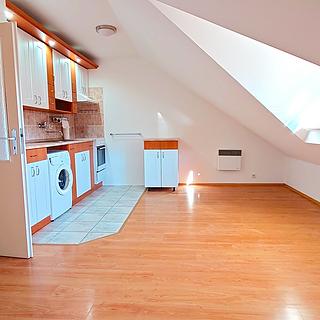 Prodej bytu 3+kk 61 m² Český Krumlov Latrán, Chvalšinská