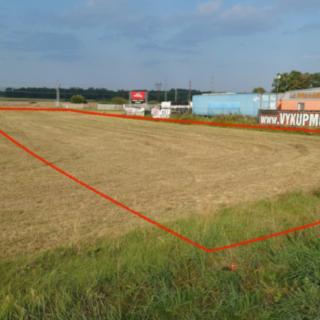 Prodej komerčního pozemku 3 503 m² Pištín Češnovice