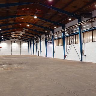 Pronájem skladu 711 m² Lišov, Hůrecká