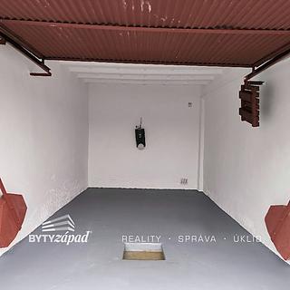 Pronájem garáže 19 m² Plzeň