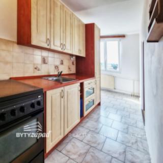 Pronájem bytu 3+1 69 m² Přeštice, Husova