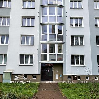 Pronájem bytu 2+1 58 m&sup2; Plzeň