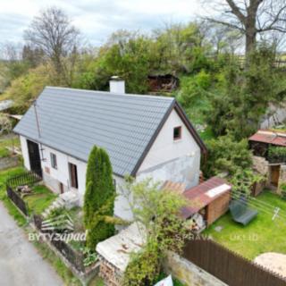 Prodej rodinného domu 96 m² Nečtiny